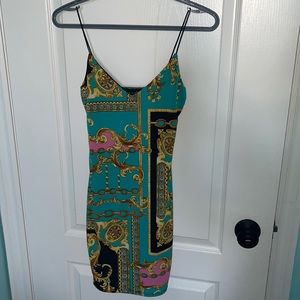 Green midi body con dress